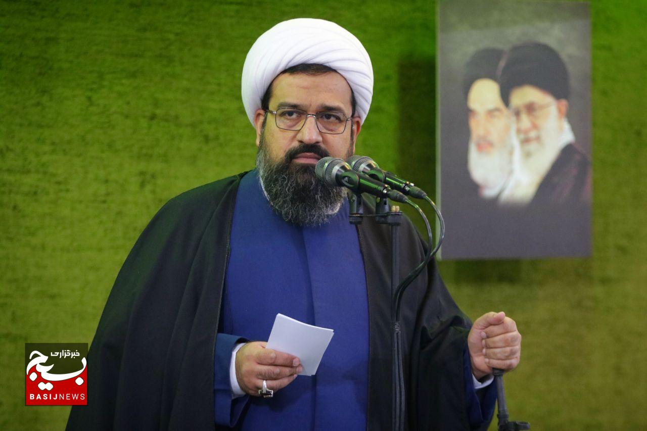 انتقال ارزش‌های دفاع مقدس، وظیفه همگانی است