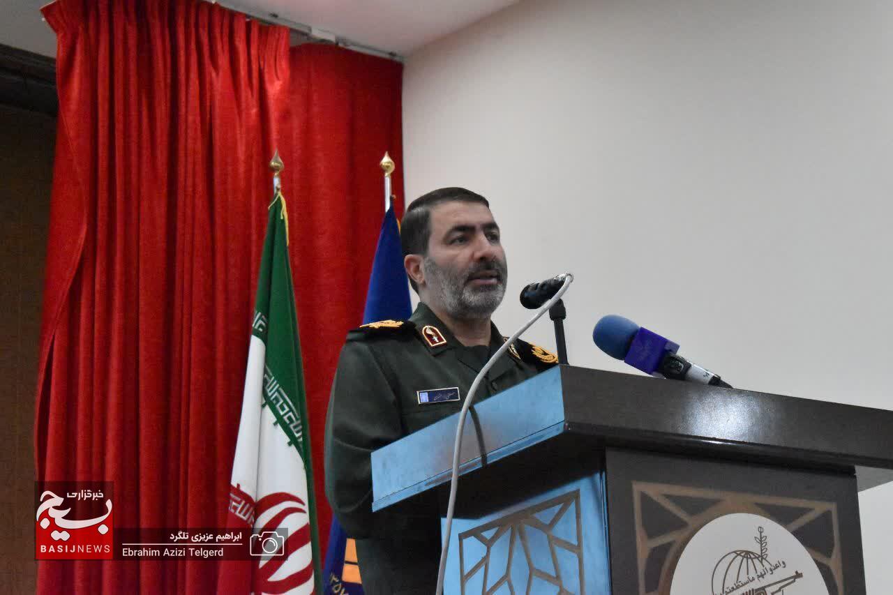 دیدار صمیمی فرمانده سپاه فتح با برگزیدگان رویداد سدرا
