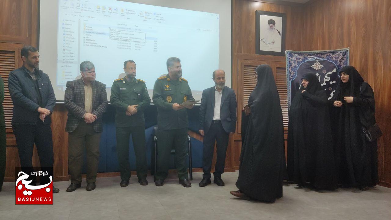 بانوان بسیجی در تحقق تمدن نوین اسلامی نقش‌آفرینی می‌کنند  