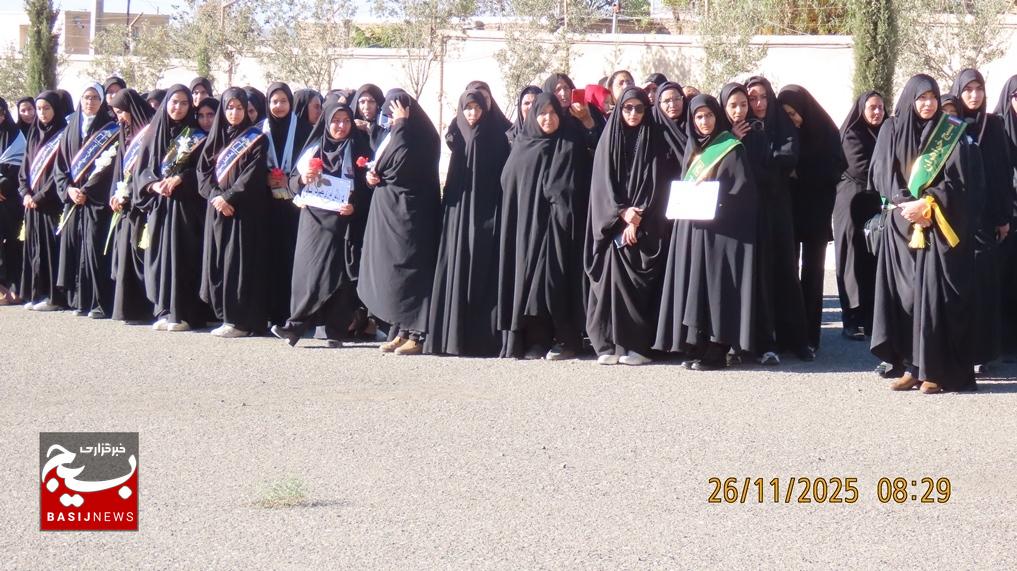 تأکید فرمانده سپاه بافت بر «تداوم راه شهدا» و «هوشیاری در برابر جنگ رسانه‌ای دشمن»