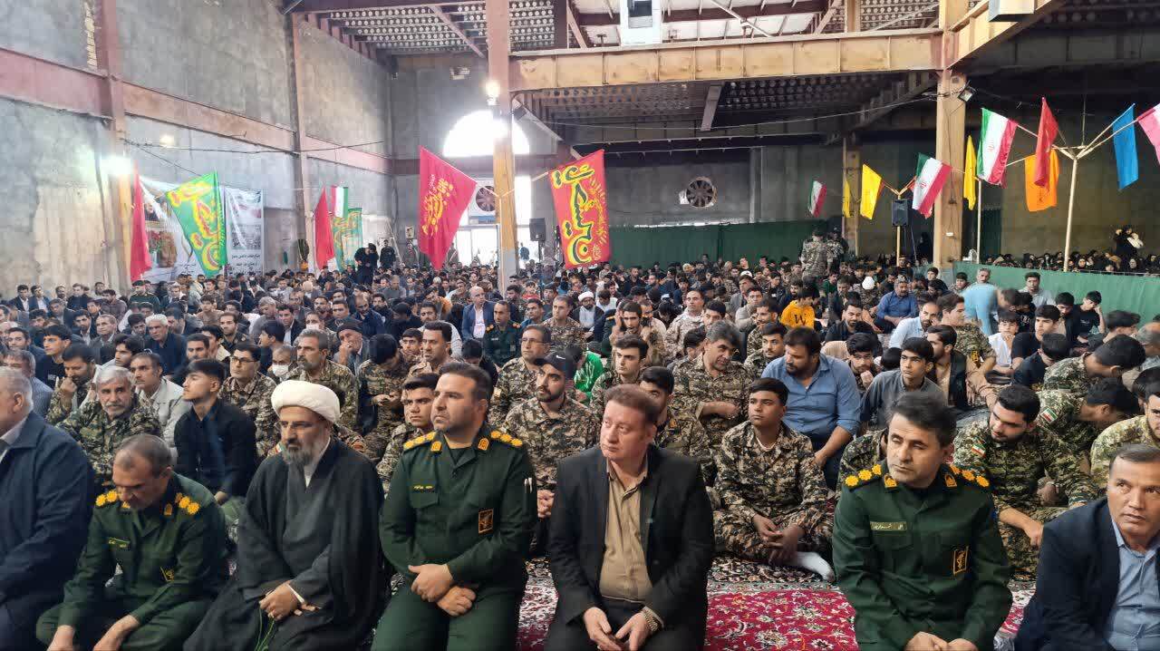معاون هماهنگ کننده سپاه لرستان مطرح کرد:دشمن برای شکست ایران ۲۰سال برنامه ریزی کرده بود معاون هماهنگ کننده سپاه لرستان مطرح کرد:دشمن برای شکست ایران ۲۰سال برنامه ریزی کرده بود