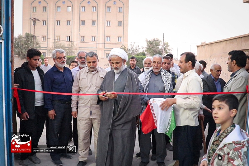 نمایشگاه «یادیاران» در برازجان افتتاح شد نمایشگاه «یادیاران» در برازجان افتتاح شد