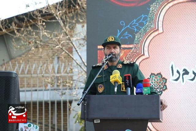 با حضور وزیر ارتباطات و فرمانده سپاه تهران بزرگ برگزار شد: با حضور وزیر ارتباطات و فرمانده سپاه تهران بزرگ برگزار شد: