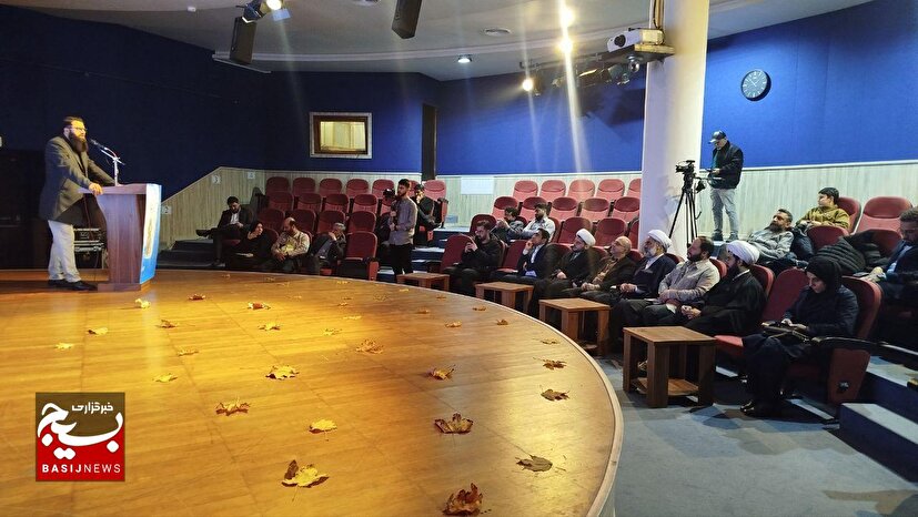 گیلانی‌ها با بصیرت، زمان‌شناس و افتخارآفرین در تاریخ ایثار هستند