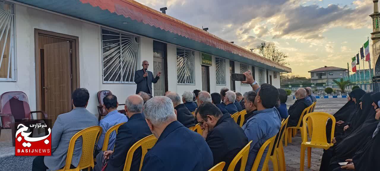 هر شهید یک امامزاده معنوی برای نسل امروز است هر شهید یک امامزاده معنوی برای نسل امروز است