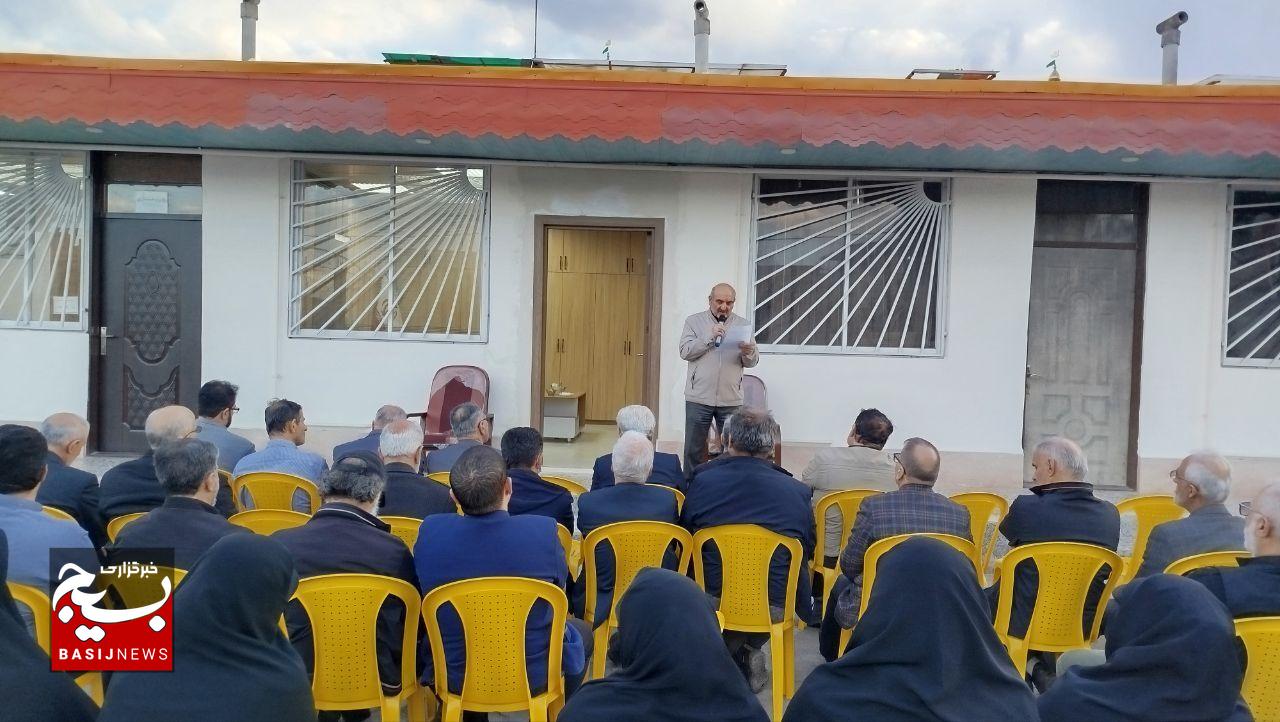 هر شهید یک امامزاده معنوی برای نسل امروز است هر شهید یک امامزاده معنوی برای نسل امروز است