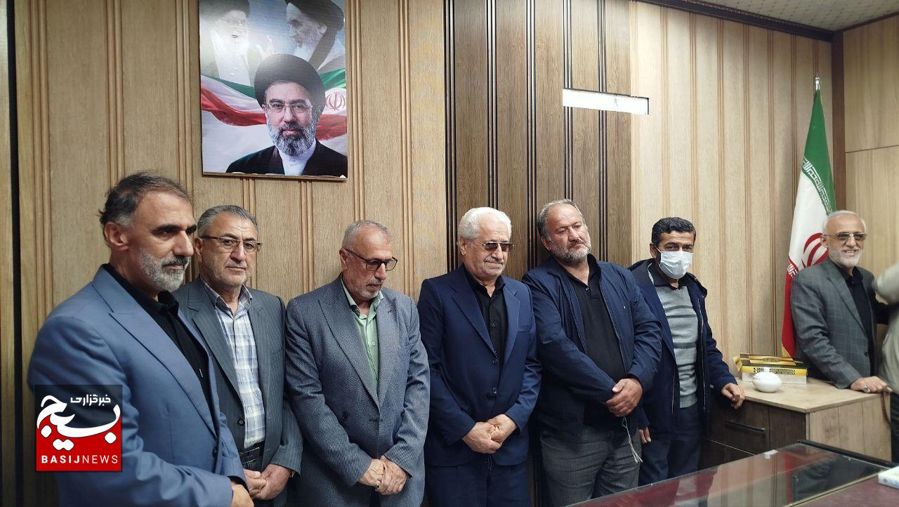 هر شهید یک امامزاده معنوی برای نسل امروز است هر شهید یک امامزاده معنوی برای نسل امروز است