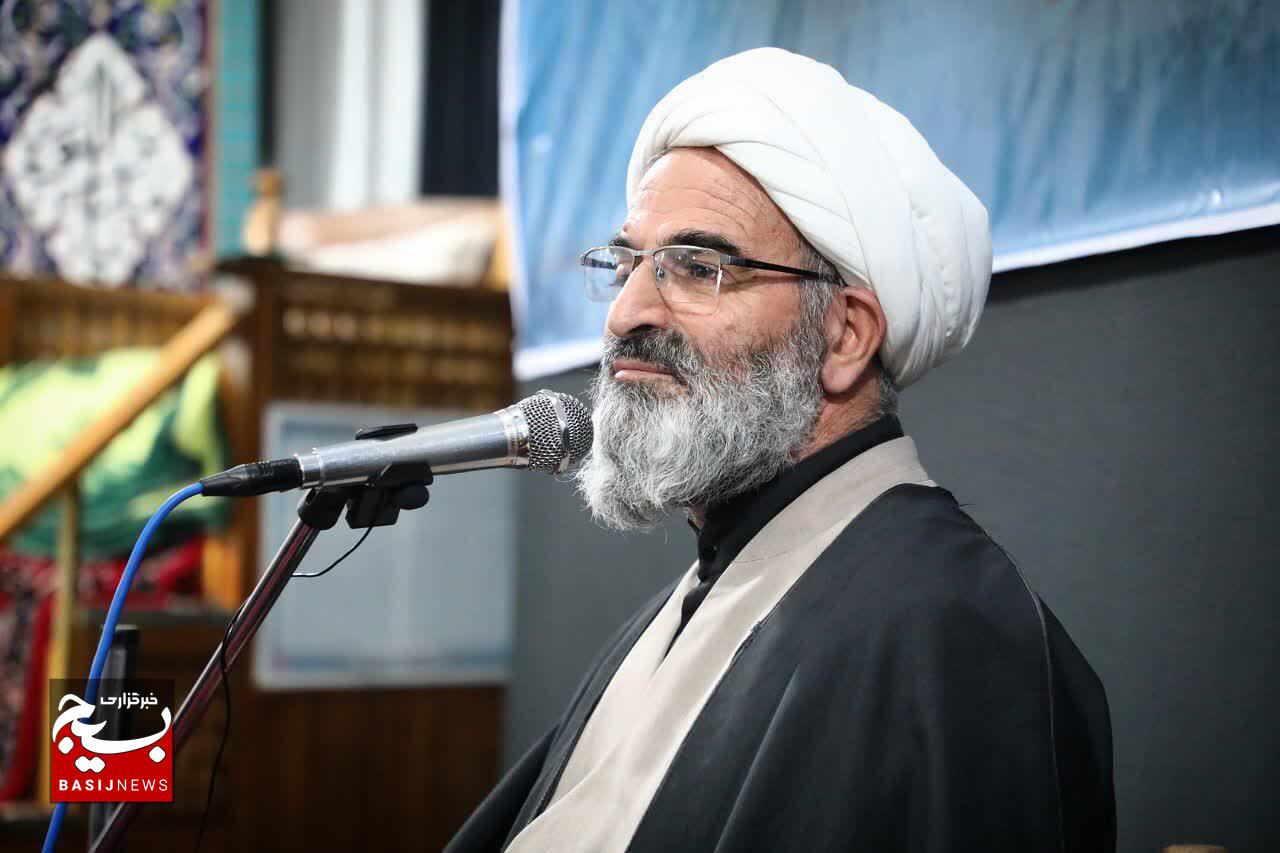 مطیعی: اقتدار موشکی را از منظر توحیدی ببینید / انسجام ملی، عامل شکست نقشه براندازی دشمن