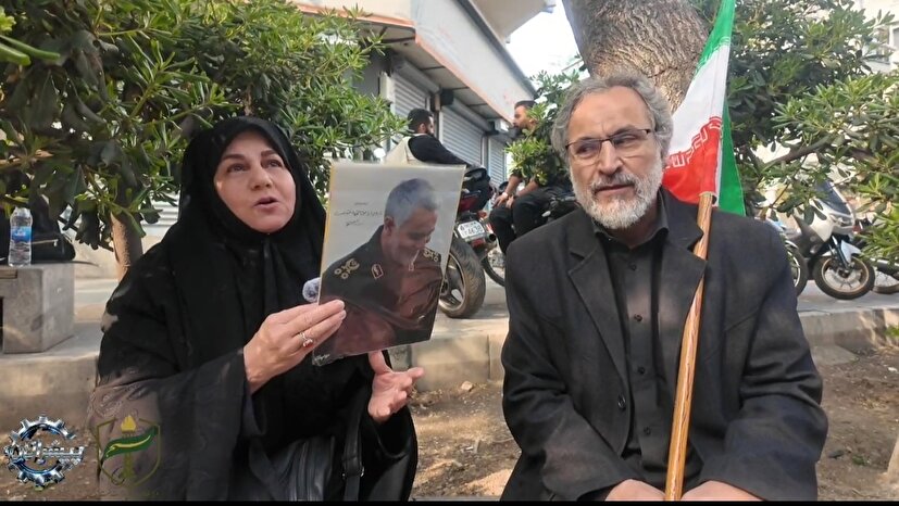 12 فروردین، همزمان با روز جمهوری اسلامی، یک روز تاریخی در کنار مردم و با یاد شهید تنگسیری ، مرکز بسیج کل وزارت نفت، مصاحبه دو