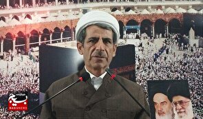 ملت ایران در جبهه واحدی مقابل دشمن ایستاده‌اند