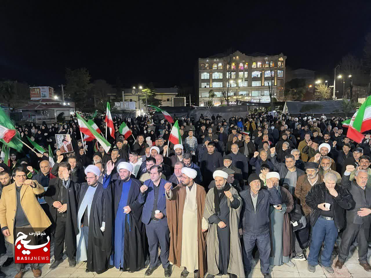 رزمندگان خیابان‌ها پرچم ایستادگی را برافراشتند