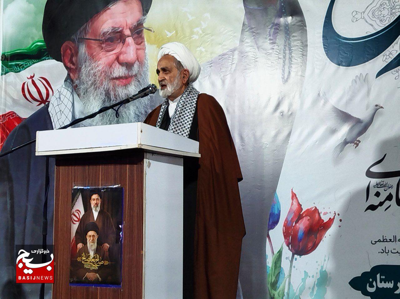 اربعین رهبر شهیدی که قلبها را تسخیر کرد