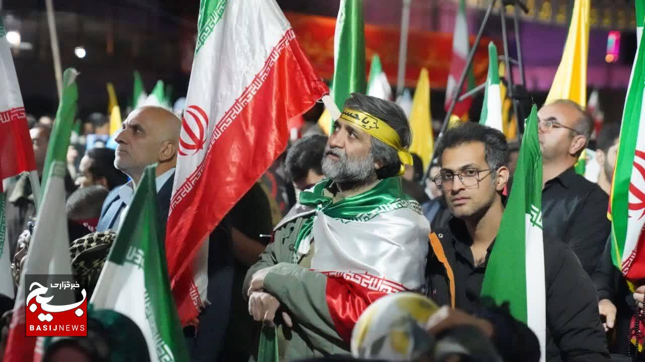 روایتی از چهل‌ویکمین حماسه خیابانی کرمانی‌ها/ استغاثه به امام زمان(عج) در میدان کوثر