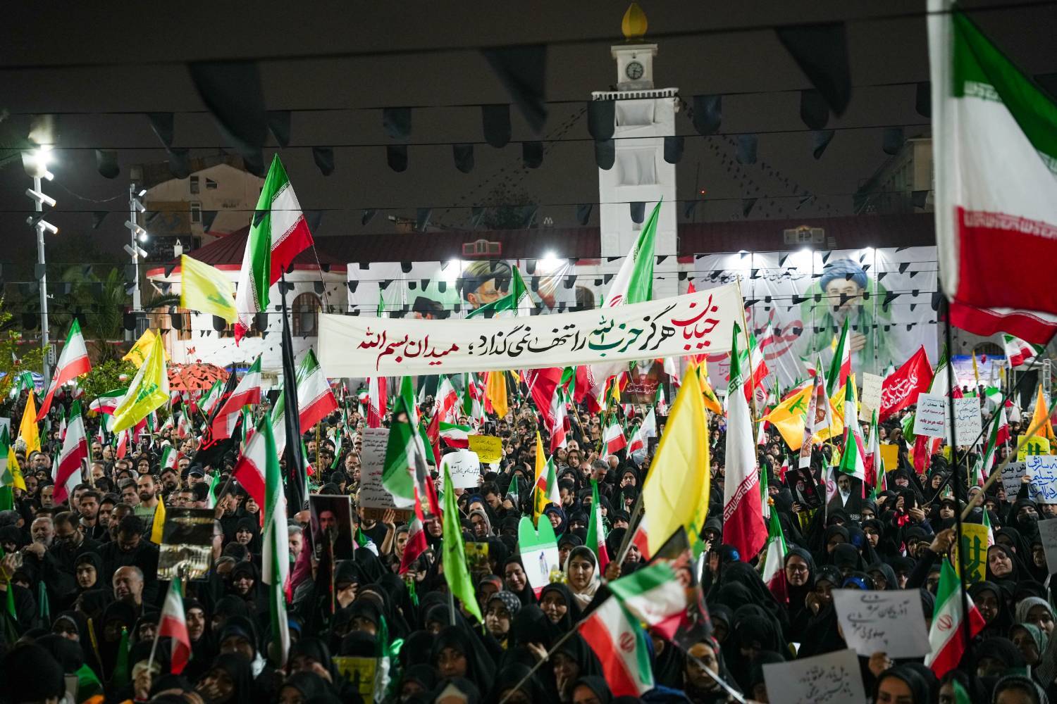 «بصیرت، وحدت و مقاومت» تکلیف امروز مردم «بصیرت، وحدت و مقاومت» تکلیف امروز مردم