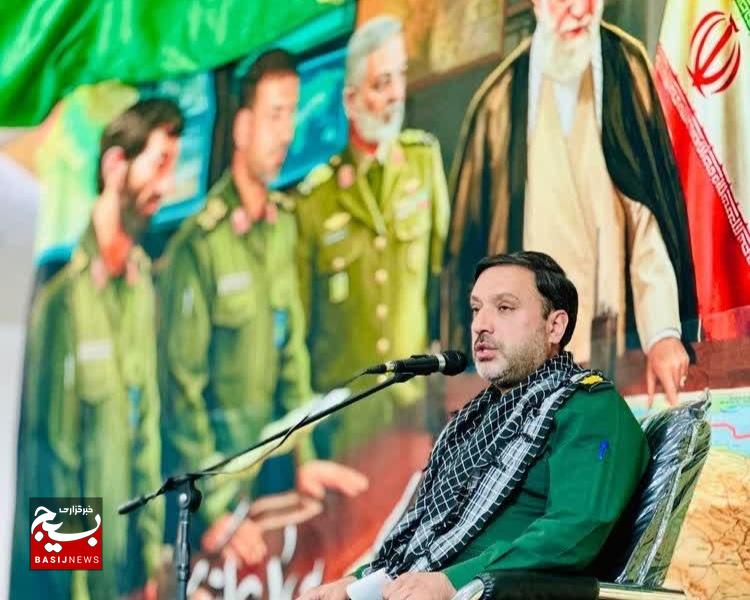 وحدت مردم و مسئولان رمز پیشرفت کشور و شهرستان است