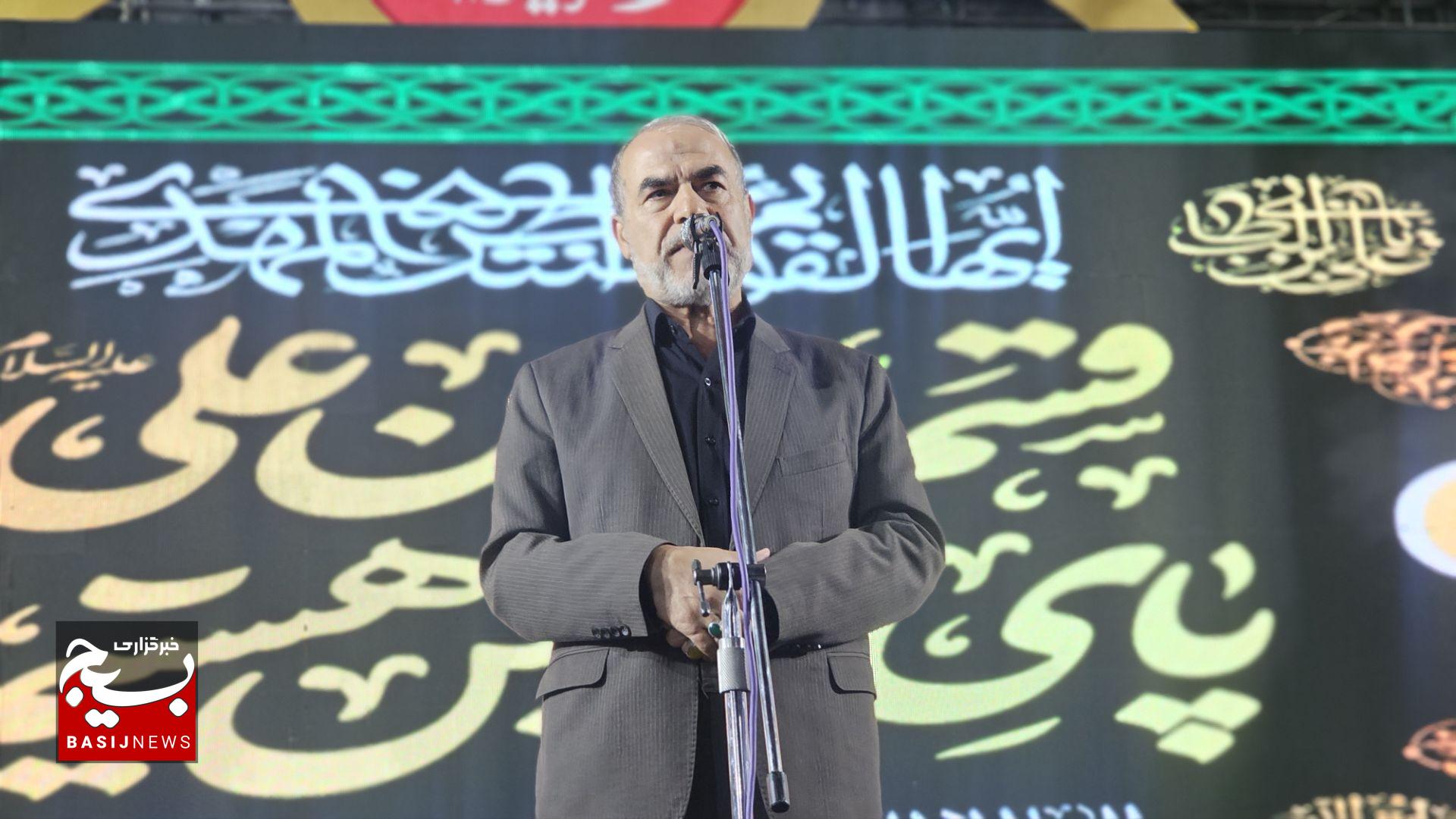 ملت ایران در برابر فشارهای خارجی ایستاده و مسیر قدرتیابی را ادامه میدهد ملت ایران در برابر فشارهای خارجی ایستاده و مسیر قدرتیابی را ادامه میدهد