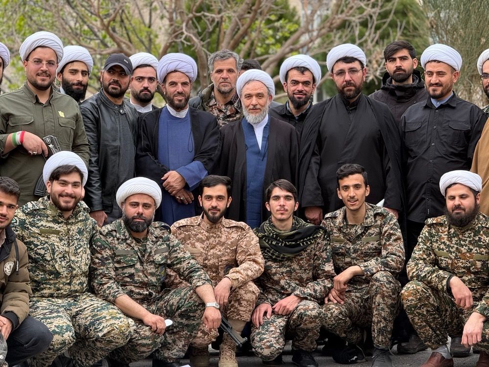 روحیه جهادی طلاب بسیجی، ضامن تداوم مسیر انقلاب است