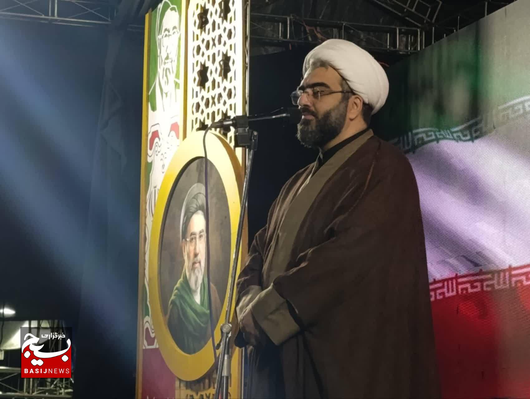 مردم ایران وارثان مکتب عاشورا و آماده پایان‌دادن به توطئه دشمن‌ اند 