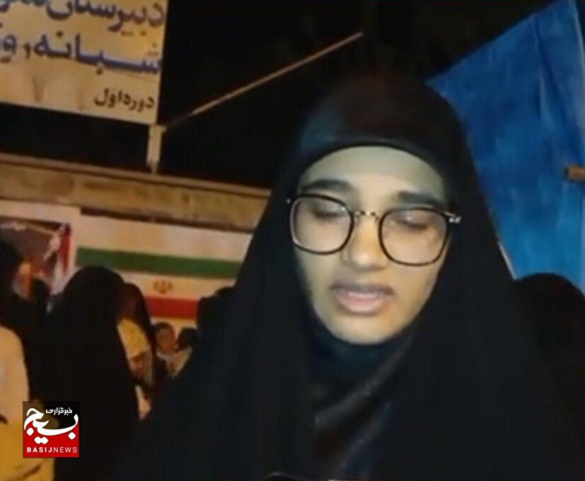 حضور پرشور در تجمعات بيانگر منتقم خون شهدا ما در صحنه نبرد است