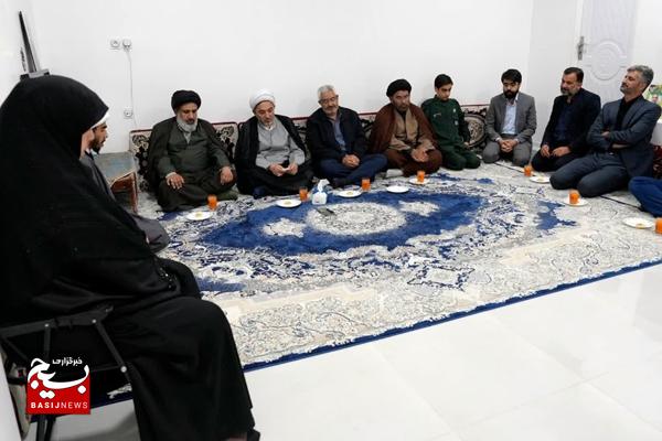 شهید سردار اسماعیل احمدی پاسدار تراز انقلاب اسلامی بود