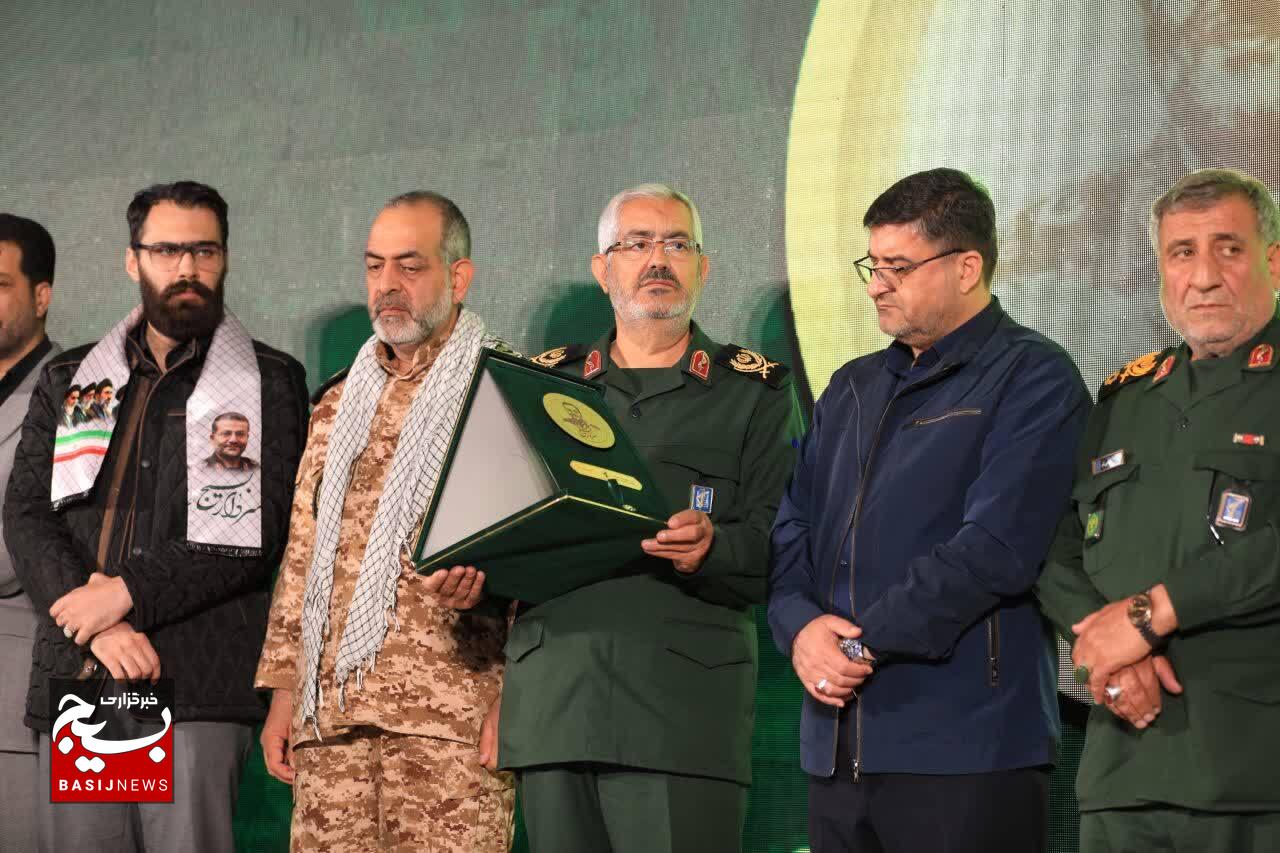 مراسم چهلمین روز شهادت سرلشکر پاسدار غلامرضا سلیمانی در شهرستان فارسان