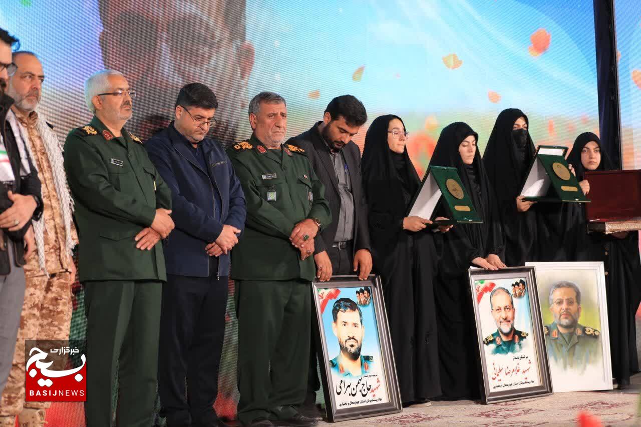 مراسم چهلمین روز شهادت سرلشکر پاسدار غلامرضا سلیمانی در شهرستان فارسان