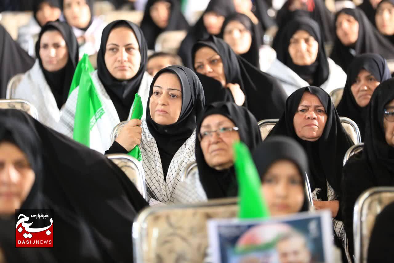 مراسم چهلمین روز شهادت سرلشکر پاسدار غلامرضا سلیمانی در شهرستان فارسان