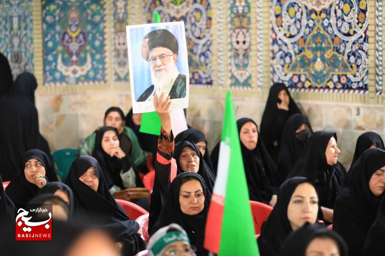 مراسم چهلمین روز شهادت سرلشکر پاسدار غلامرضا سلیمانی در شهرستان فارسان