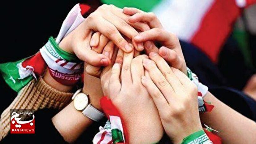 هدفِ کدهای جدید رسانه‌ای دشمن، فروپاشی انسجام ملی ماست