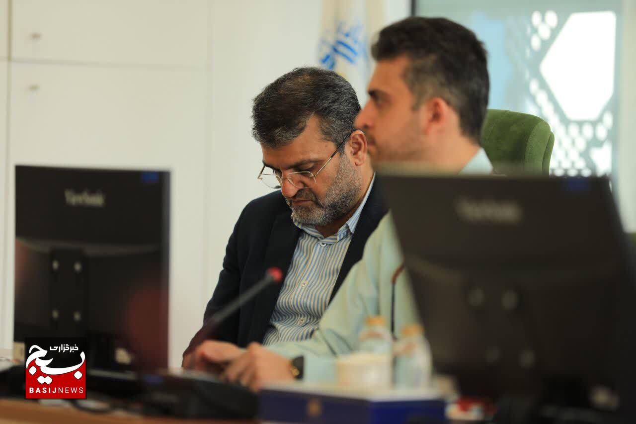 نشست خبری مسئول سازمان بسیج اصناف