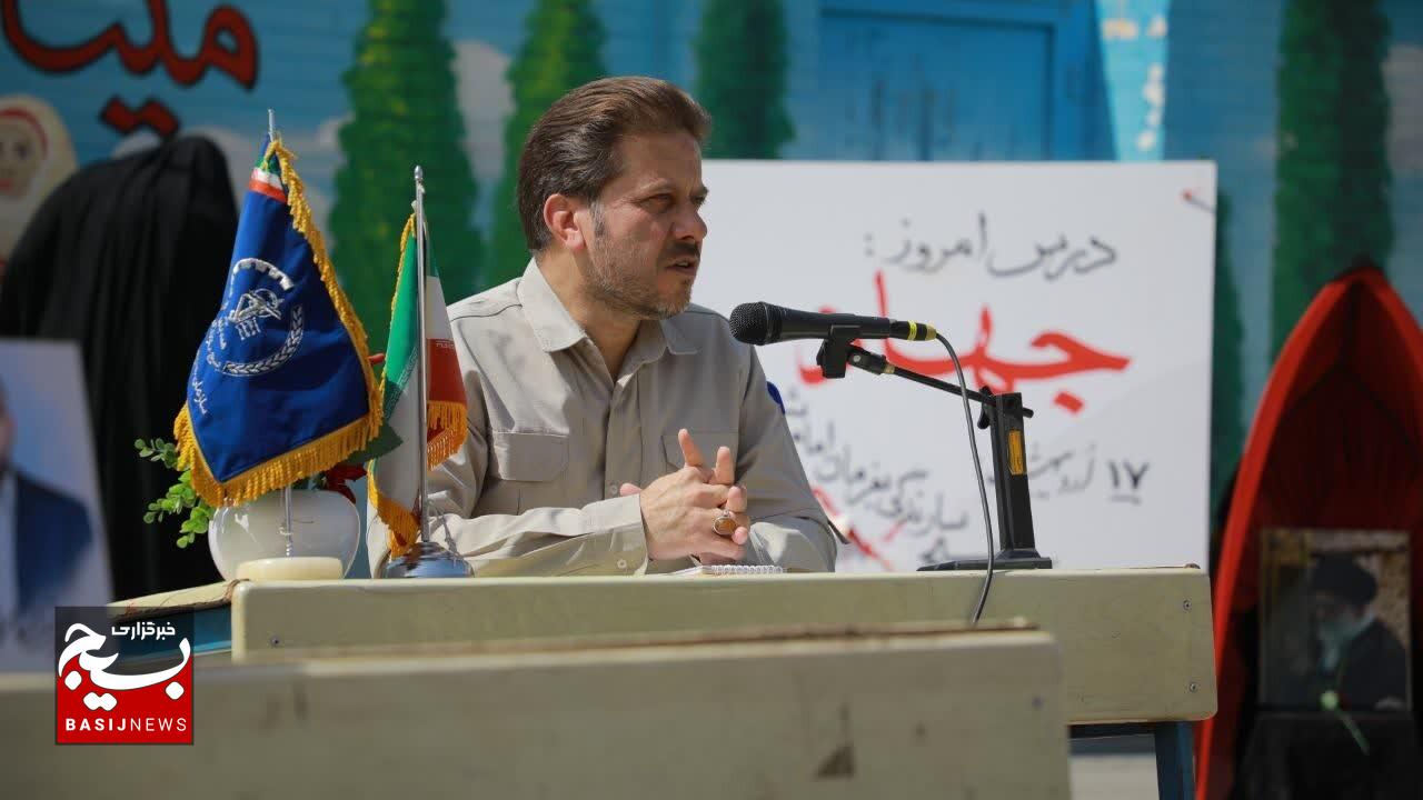 افتتاح ۸۵ پروژه عمرانی عام المنفعه و ۳۸۷ کارگاه اشتغال خرد و خانگی همزمان با هفته بسیج سازندگی در خراسان جنوبی