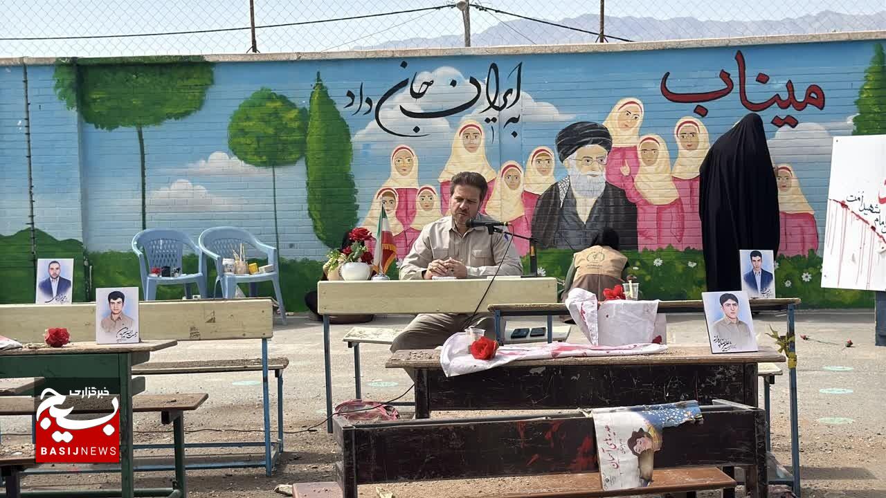 افتتاح ۸۵ پروژه عمرانی عام المنفعه و ۳۸۷ کارگاه اشتغال خرد و خانگی همزمان با هفته بسیج سازندگی در خراسان جنوبی