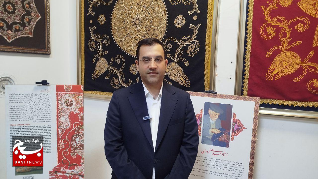 هنرهای سنتی فراموش شده را با آموزش و صنعتی سازی احیا میکنیم هنرهای سنتی فراموش شده را با آموزش و صنعتی سازی احیا میکنیم