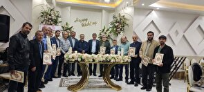 معلم وارث مکتب امامشهید معلم وارث مکتب امامشهید