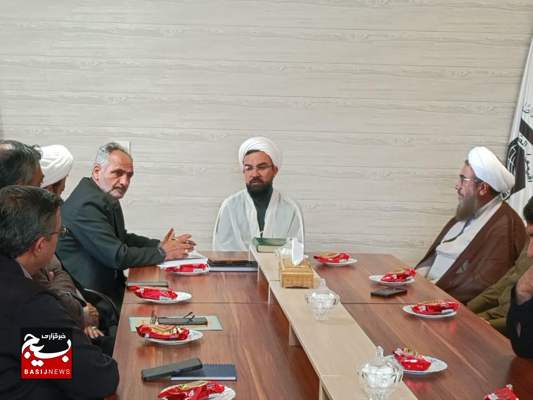 اقامه نماز جماعت در ادارات سمنان خط قرمز مدیران شد/برگزاری اجلاسیه استانی نماز در شاهرود