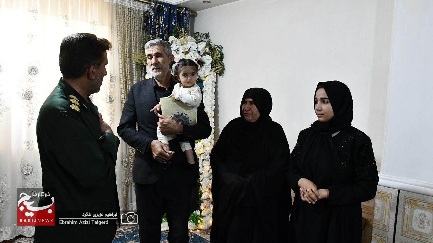 دیدار مسئولان سپاه فتح با خانواده شهدای جنگ رمضان در یاسوج + (تصاویر) دیدار مسئولان سپاه فتح با خانواده شهدای جنگ رمضان در یاسوج + (تصاویر)