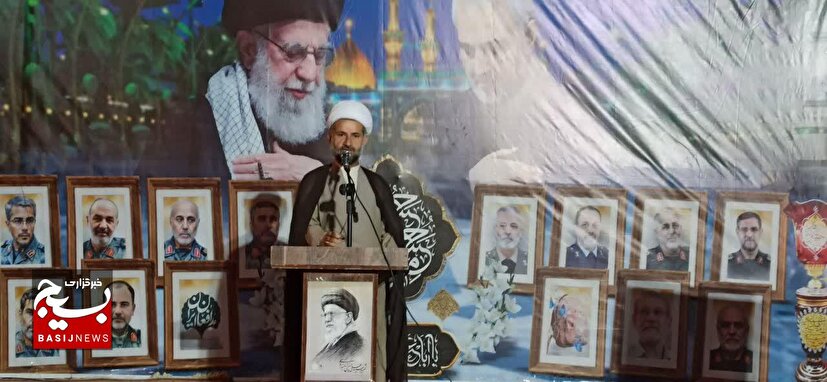 تشریح دیدگاه های نماینده ولی‌فقیه در سپاه فجر فارس دیدگاه‌های خود را درباره تحولات منطقه و مؤلفه‌های قدرت ایران
