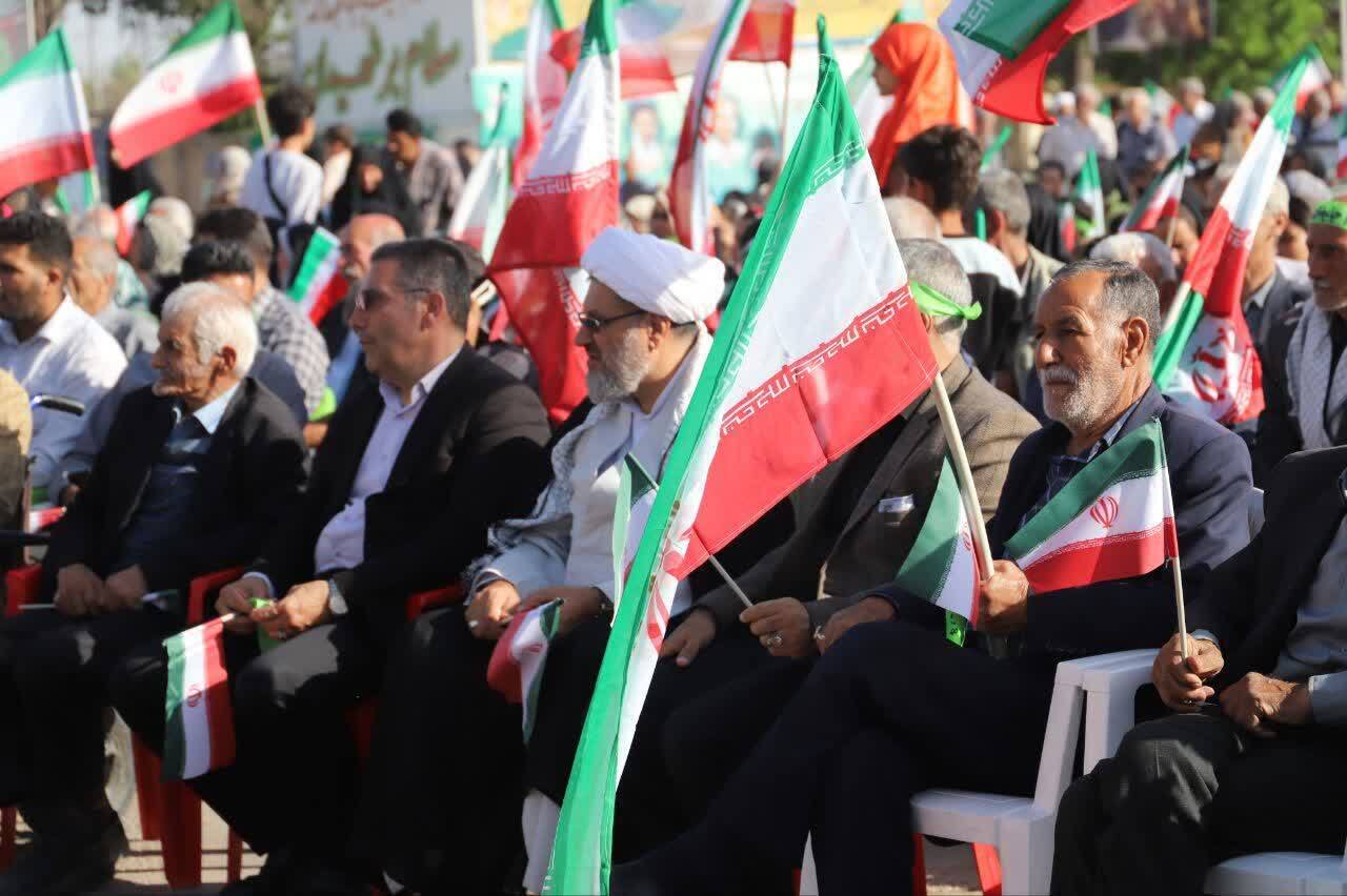 جمهوری اسلامی ایران با اقتدار از منافع خود دفاع می‌کند/مدیریت تنگه هرمز در اختیار صاحبان اصلی آن یعنی ملت ایران است