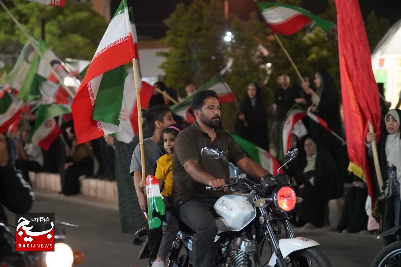 هفتاد و پنج شب، هفتاد و پنج طلوع از آزادی کرمان