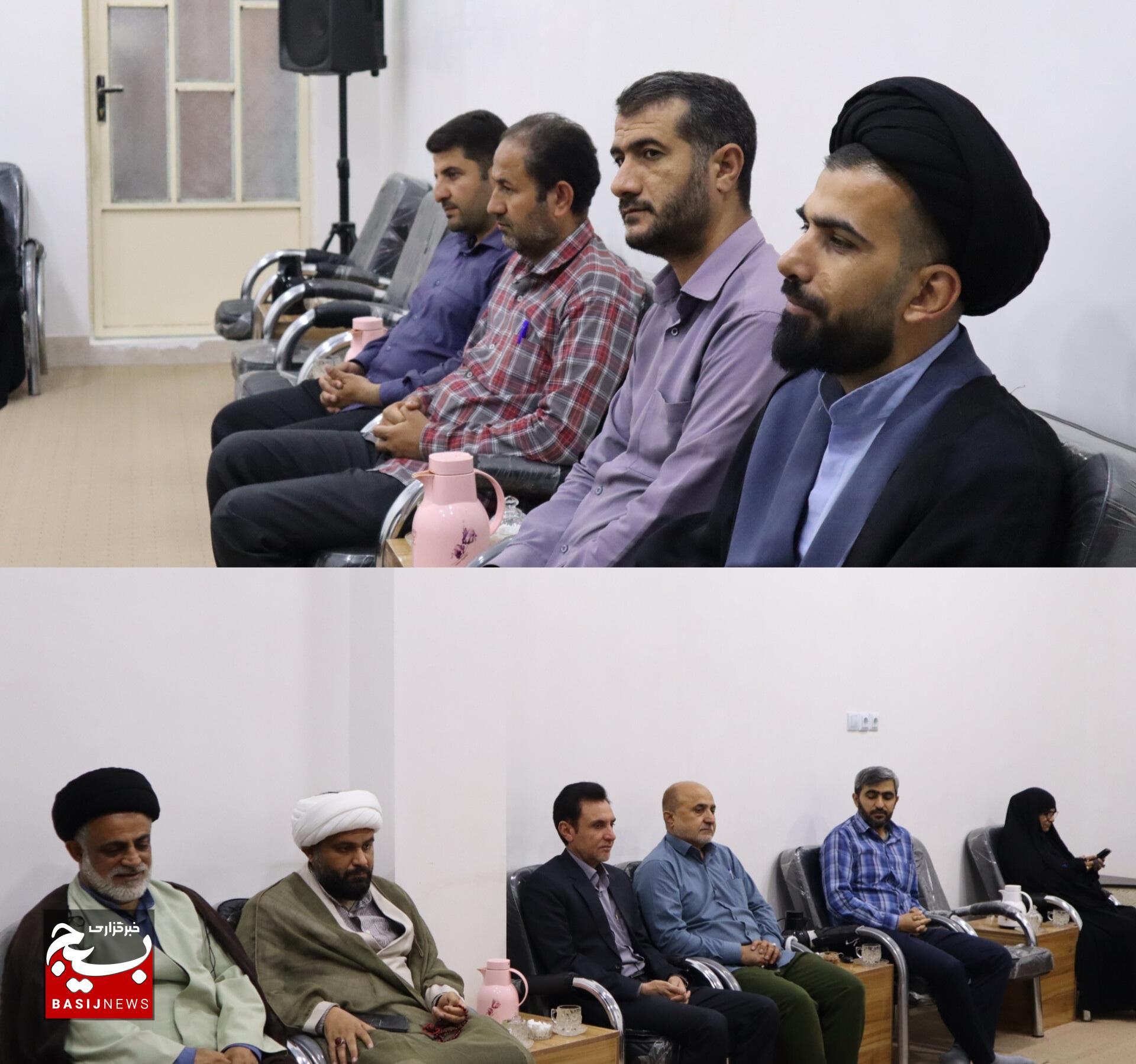 تجلیل از مربیان عقیدتی سیاسی به مناسبت هفته عقیدتی سیاسی در ناحیه ایذه
