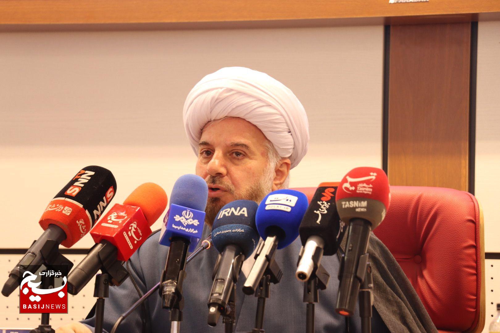 تفکر کاهش جمعیت به هیچ وجه با تفکر دینی و اسلامی سازگاری ندارد تفکر کاهش جمعیت به هیچ وجه با تفکر دینی و اسلامی سازگاری ندارد