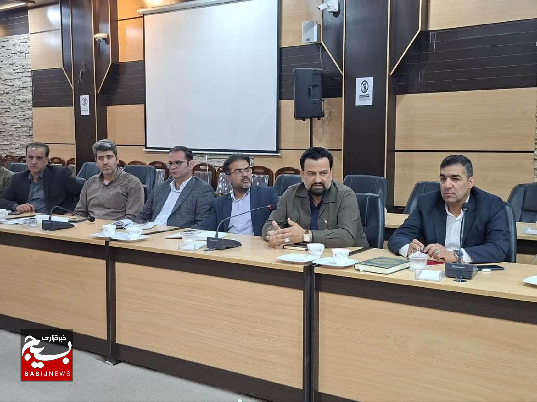 نظارت جدی بر بازار و برخورد قاطع با گران‌فروشان در شاهرود