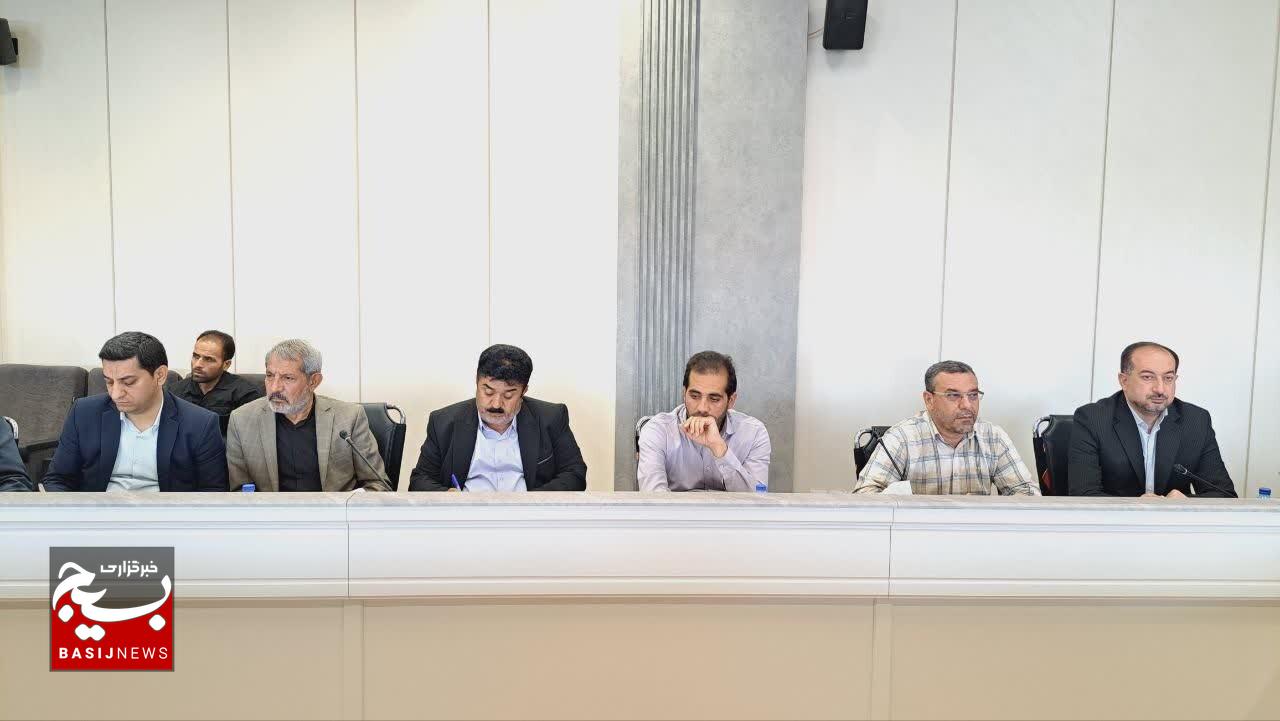 تسهیلات خرد قرضالحسنه، موتور محرک اشتغال و ماندگاری جمعیت در روستاها است تسهیلات خرد قرضالحسنه، موتور محرک اشتغال و ماندگاری جمعیت در روستاها است