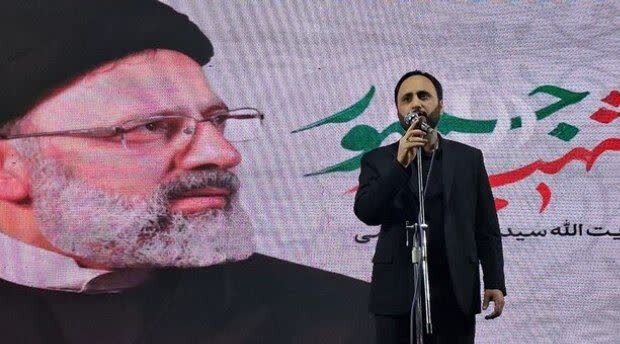 رمز پیروزی استقامت بر اصول، اتحاد کلمه و تبعیت از ولی فقیه است رمز پیروزی استقامت بر اصول، اتحاد کلمه و تبعیت از ولی فقیه است