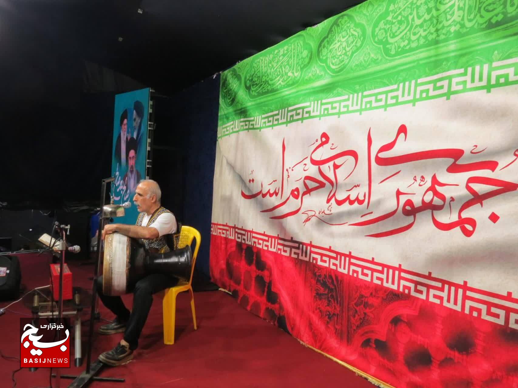 راهپیمایی جامعه ورزشکاران استان گیلان با اجرای برنامه‌های ورزشی در قالب «مثلث مقاومت» در رشت برگزار شد