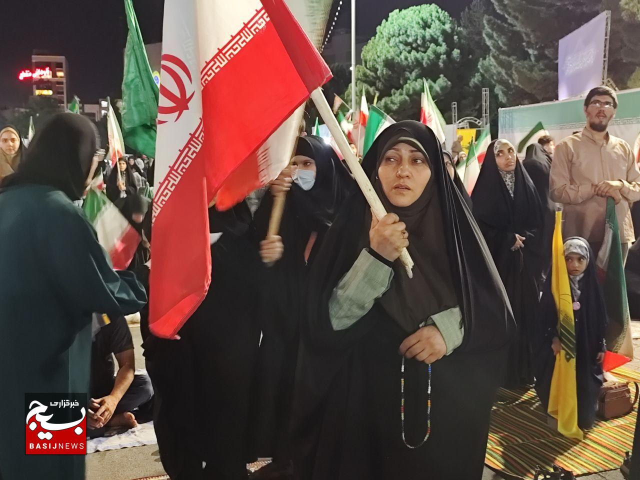 اقتدار غدیریِ کرمان در نود و پنجمین شب از شب‌های اقتدار / میدان کوثر میعادگاه بیعت مردمی با رهبری