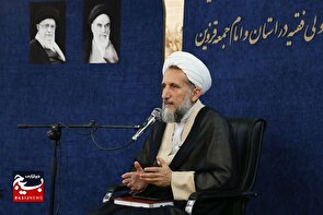 سعادت حقیقی در تنظیم زندگی بر مدار رضایت الهی است