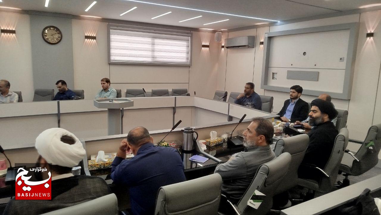 خدمترسانی بدون تبعیض، راه اصلی تقویت پیوند میان مردم و نظام است خدمترسانی بدون تبعیض، راه اصلی تقویت پیوند میان مردم و نظام است