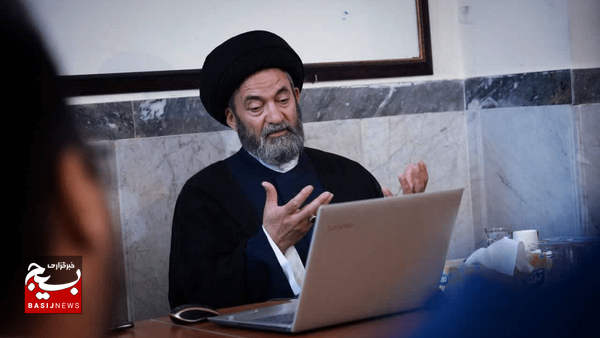 آیت‌الله عاملی: ادبیات انقلاب اسلامی باید به تمام جهان معرفی شود