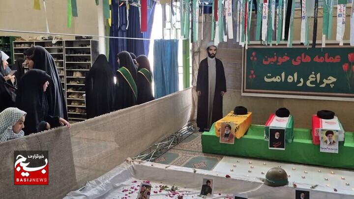 نمایشگاه از محراب تا معراج طلاب عنبرآباد